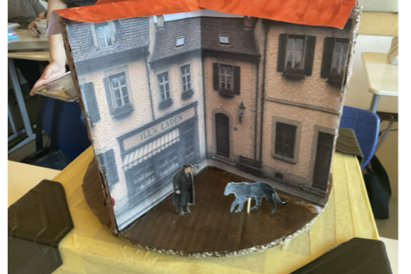 Drehszene mit Person und Panther